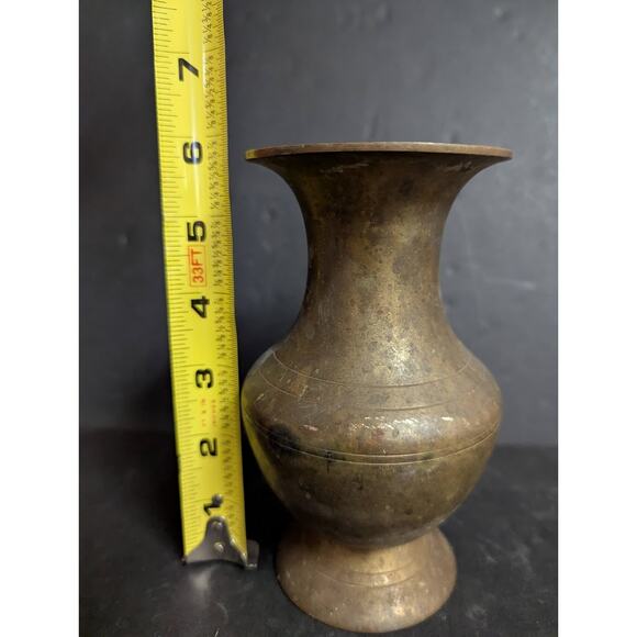Antique 6" banded brass vase footed Patina flared neck round body Far East - Picture 4 of 6